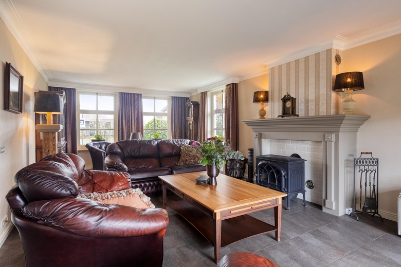 BedrijfsruimteaanHeesterseweg 27<br/> inGeffen