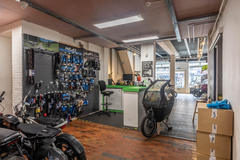 WinkelruimteaanBilderdijkstraat 174 - 176<br/> inAmsterdam