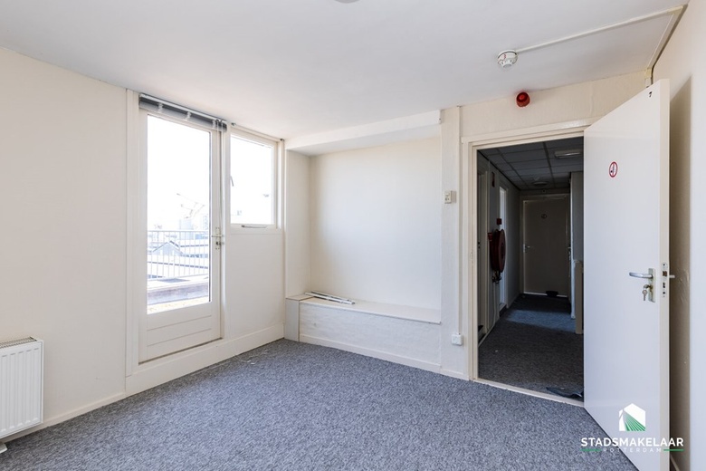 KantoorruimteaanNieuw-Mathenesserstraat 32 B<br/> inSchiedam KantoorruimteaanNieuw-Mathenesserstraat 32 B<br/> inSchiedam