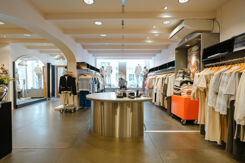 WinkelruimteaanRogstraat 43<br/> inGrave