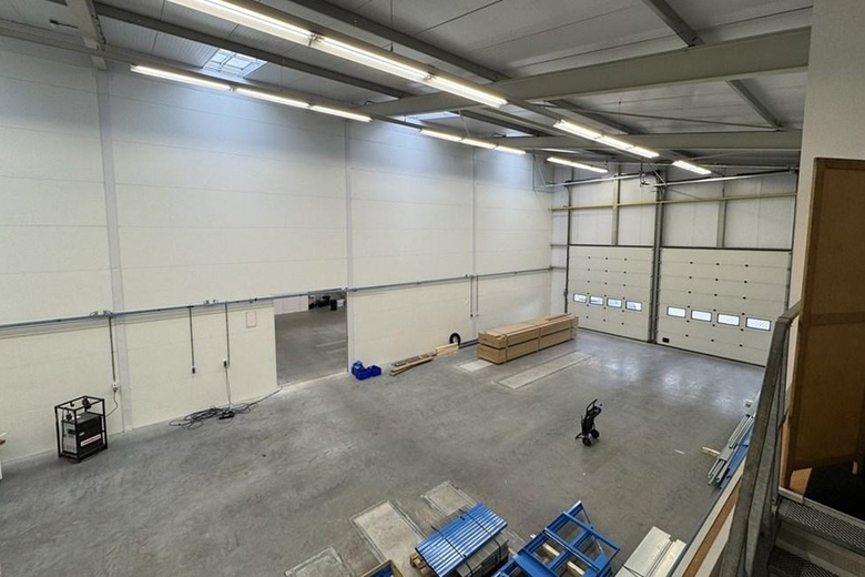 BedrijfsruimteaanLegmeerdijk 169 C<br/> inAalsmeer BedrijfsruimteaanLegmeerdijk 169 C<br/> inAalsmeer
