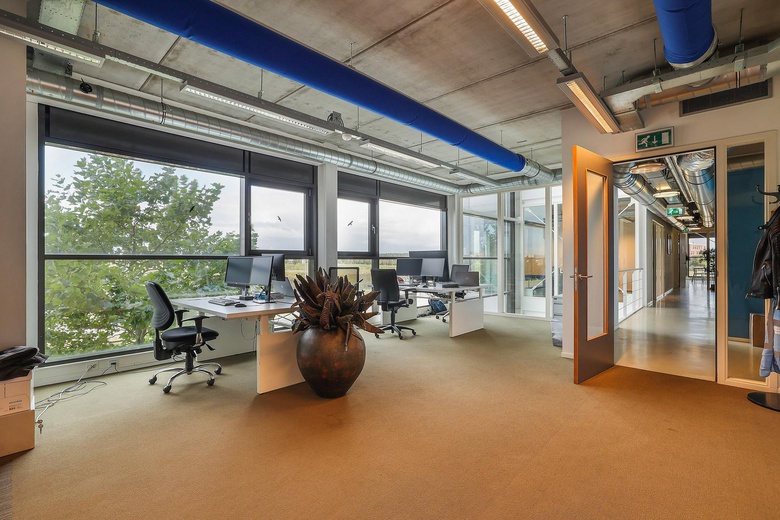 BedrijfsruimteaanKoperstraat 42<br/> inAlmere BedrijfsruimteaanKoperstraat 42<br/> inAlmere