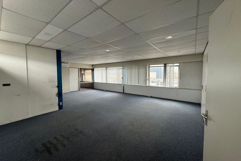 BedrijfsruimteaanLijndenweg 6<br/> inVelsen BedrijfsruimteaanLijndenweg 6<br/> inVelsen