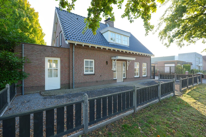 BedrijfsruimteaanBreedijk 19<br/> inHelmond BedrijfsruimteaanBreedijk 19<br/> inHelmond