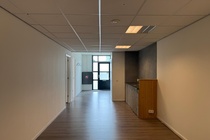 Bekijk foto 3 van Dirck Uytenboogaertstraat 5