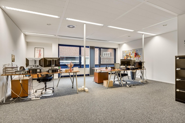 KantoorruimteaanMinderbroederssingel 52<br/> inRoermond KantoorruimteaanMinderbroederssingel 52<br/> inRoermond