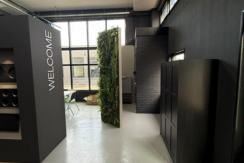 BedrijfsruimteaanParallelweg-Oost 84<br/> inVlijmen