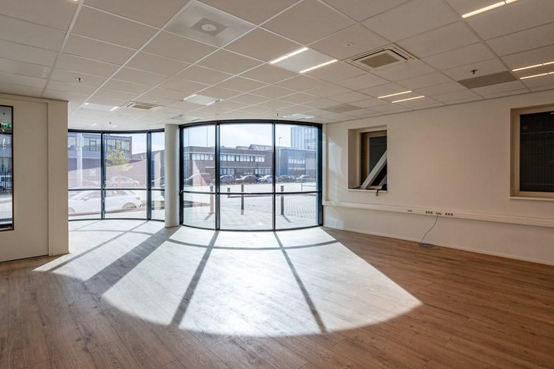 BedrijfsruimteaanVan Riemsdijkweg 57<br/> inRotterdam