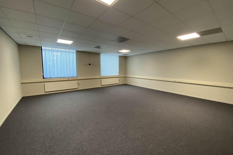 KantoorruimteaanMiddelweg 6 C<br/> inNieuwkuijk