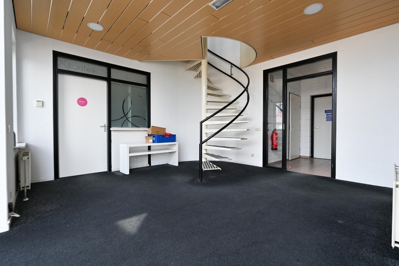 BedrijfsruimteaanVoltastraat 24<br/> inBarneveld BedrijfsruimteaanVoltastraat 24<br/> inBarneveld