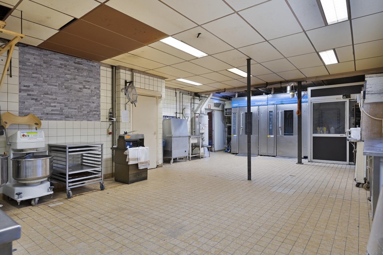 BedrijfsruimteaanDorpsstraat 11<br/> inVorden