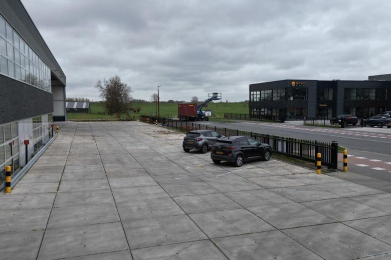 BedrijfsruimteaanDefensiedok 5<br/> inNieuwegein BedrijfsruimteaanDefensiedok 5<br/> inNieuwegein