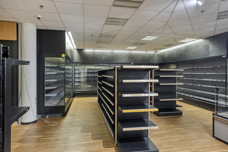 WinkelruimteaanUitslagsweg 93 3<br/> inHengelo WinkelruimteaanUitslagsweg 93 3<br/> inHengelo