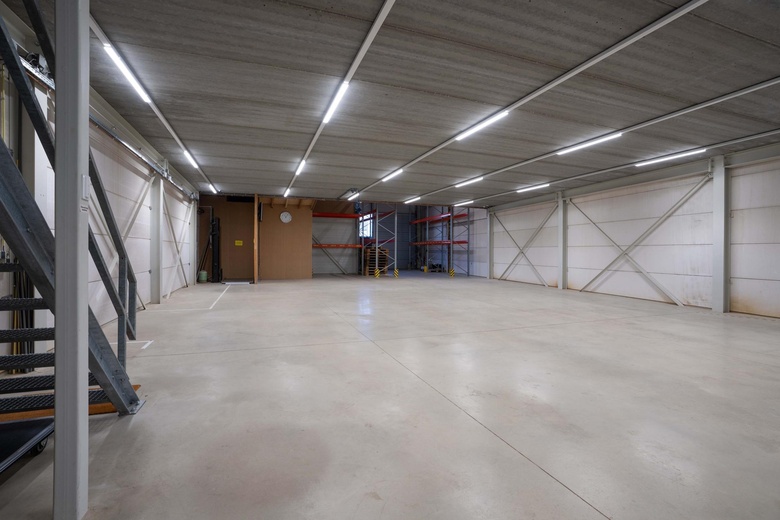 BedrijfsruimteaanOslostraat 50<br/> inSittard BedrijfsruimteaanOslostraat 50<br/> inSittard