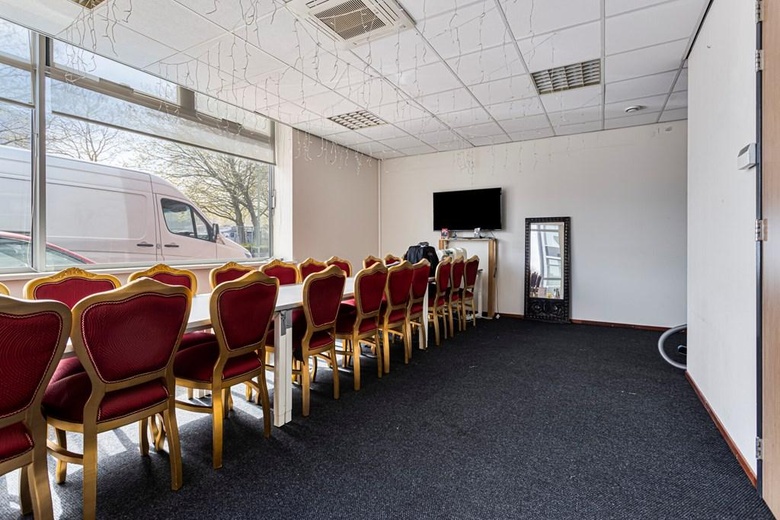 BedrijfsruimteaanMercuriusstraat 18 B<br/> inVlaardingen