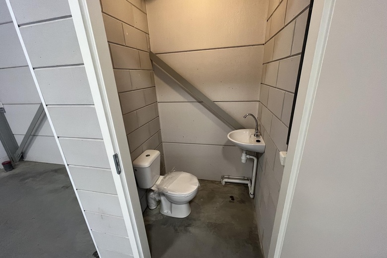 BedrijfsruimteaanNeon 27 b<br/> inOud-Gastel BedrijfsruimteaanNeon 27 b<br/> inOud-Gastel