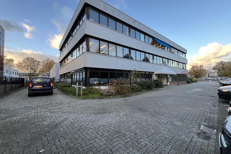 KantoorruimteaanIndustrieweg 10 a<br/> inMaarssen KantoorruimteaanIndustrieweg 10 a<br/> inMaarssen