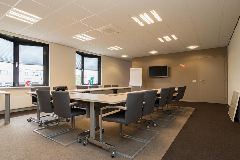 BedrijfsruimteaanVeldweg 14<br/> inHerkenbosch BedrijfsruimteaanVeldweg 14<br/> inHerkenbosch