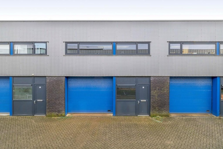 Bekijk foto 1 van Van Der Waalsstraat 8 C