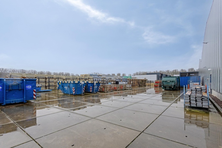 BedrijfsruimteaanZandzuigerstraat 52<br/> inAlmere BedrijfsruimteaanZandzuigerstraat 52<br/> inAlmere