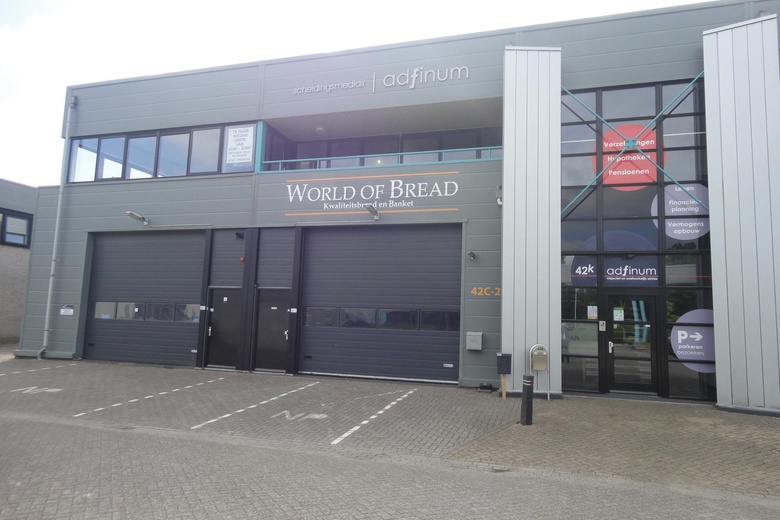 KantoorruimteaanVijfhuizenberg 42<br/> inRoosendaal KantoorruimteaanVijfhuizenberg 42<br/> inRoosendaal