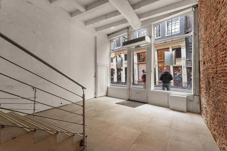 WinkelruimteaanWarmoesstraat 89<br/> inAmsterdam