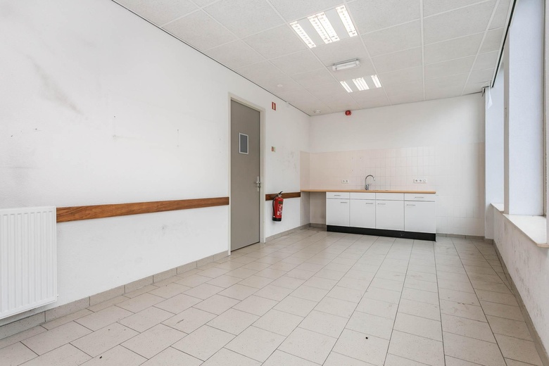 WinkelruimteaanMarktstraat 1<br/> inSimpelveld WinkelruimteaanMarktstraat 1<br/> inSimpelveld