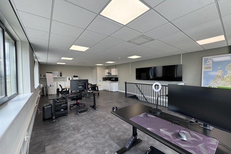 BedrijfsruimteaanEnergiestraat 2 9<br/> inHattem