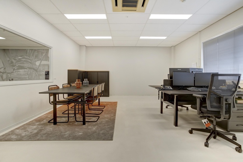 Bedrijfsruimteaan3e industrieweg 5<br/> inAsperen