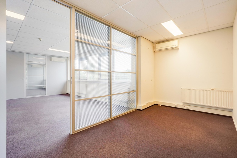 KantoorruimteaanPrinses Irenelaan 81<br/> inVoorburg