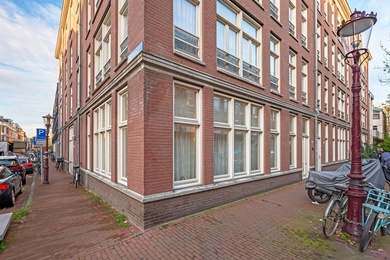 Bekijk foto 2 van Agatha Dekenstraat 28