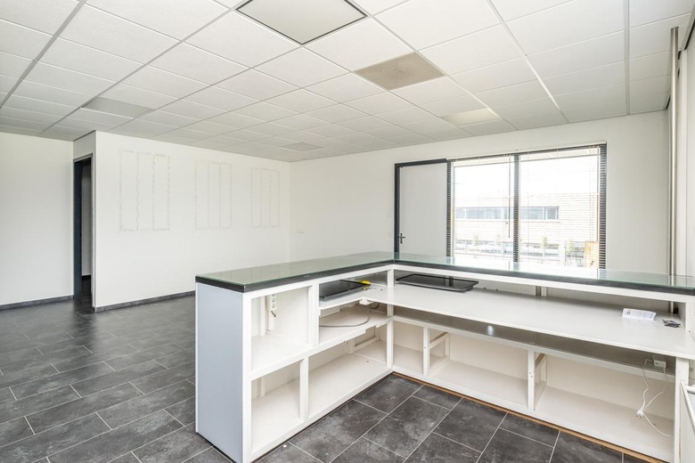 KantoorruimteaanDeltageul 24<br/> inStellendam