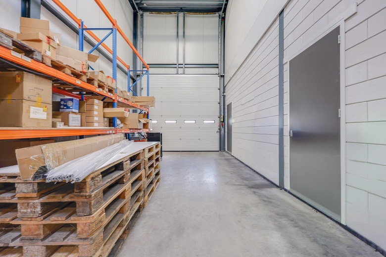 BedrijfsruimteaanPalmpolstraat 31<br/> inAlmere
