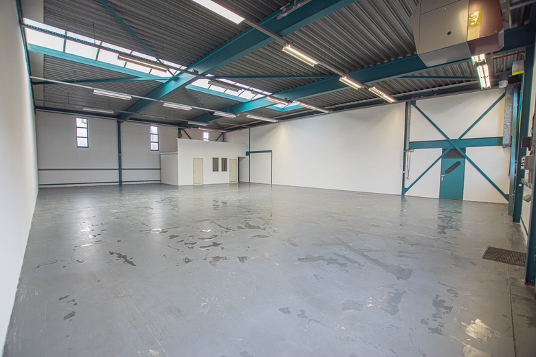 BedrijfsruimteaanMolenveld 4<br/> inHippolytushoef