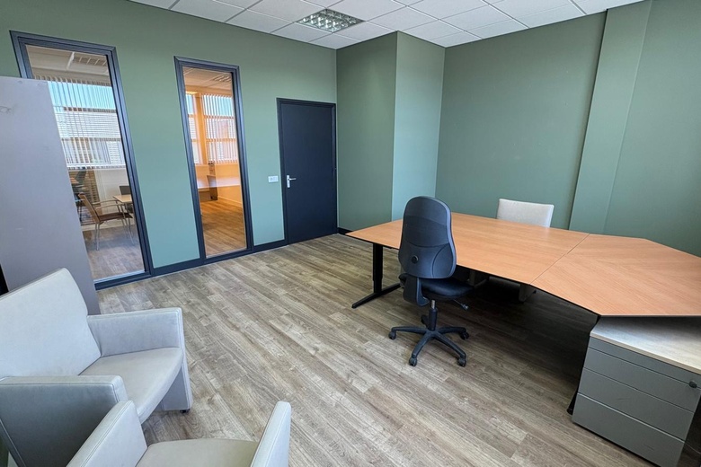 BedrijfsruimteaanKievitsven 70 E<br/> inRosmalen