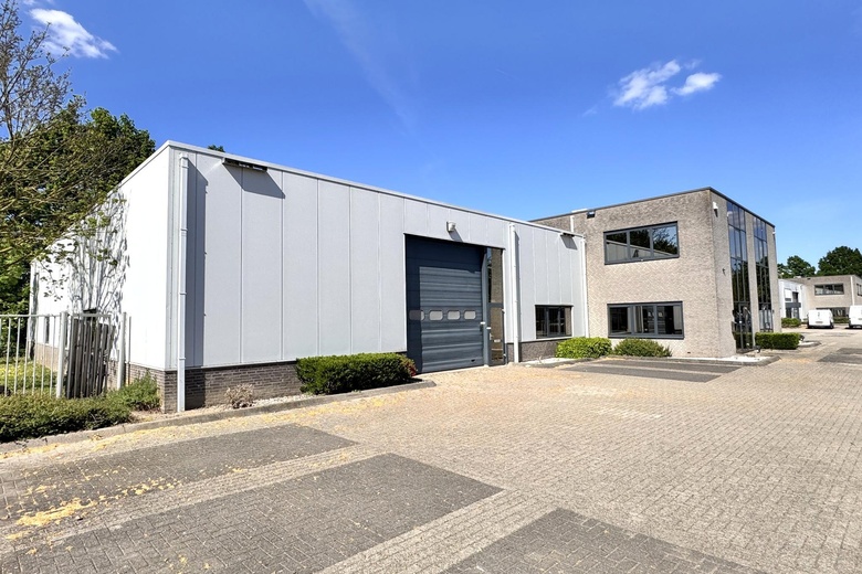 BedrijfsruimteaanRingweistraat 10<br/> inWaardenburg BedrijfsruimteaanRingweistraat 10<br/> inWaardenburg