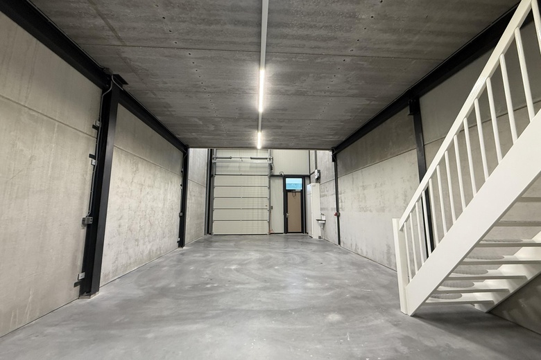 BedrijfsruimteaanAgriport 5 08<br/> inMiddenmeer