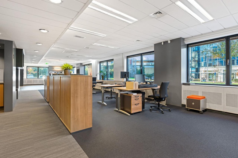 KantoorruimteaanStationsweg 41<br/> inZwijndrecht