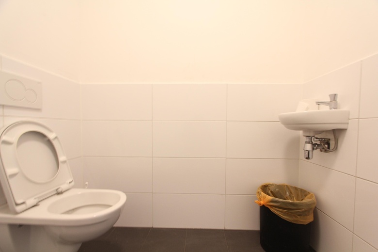 BedrijfsruimteaanDomineeslaan 91<br/> inZwanenburg