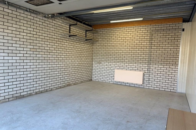 BedrijfsruimteaanFriezenweg 18 A<br/> inOss