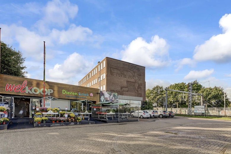 BedrijfsruimteaanStanderdmolen 20<br/> inHouten