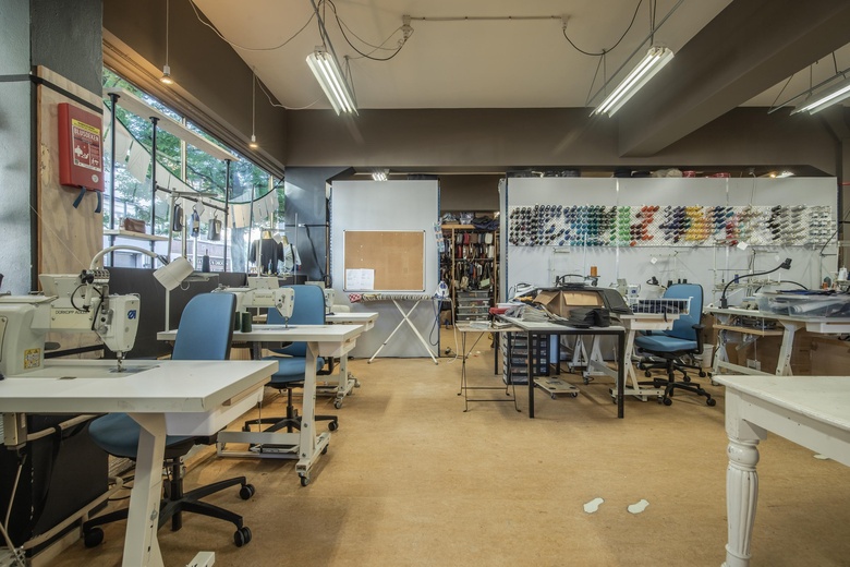 WinkelruimteaanBeekstraat 30<br/> inArnhem WinkelruimteaanBeekstraat 30<br/> inArnhem
