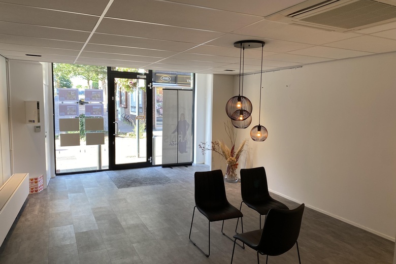 WinkelruimteaanDorpsstraat 96<br/> inRenkum