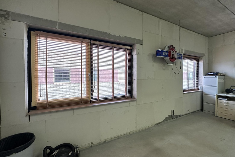 BedrijfsruimteaanParallelweg 23<br/> inVolendam