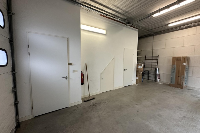 BedrijfsruimteaanA. van Leeuwenhoekweg 38 B 2<br/> inAlphen aan den Rijn BedrijfsruimteaanA. van Leeuwenhoekweg 38 B 2<br/> inAlphen aan den Rijn