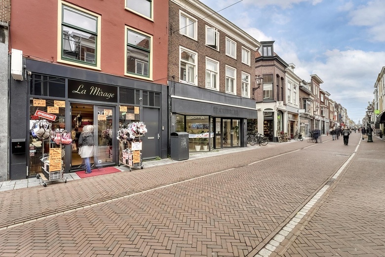 WinkelruimteaanHaarlemmerstraat 186<br/> inLeiden WinkelruimteaanHaarlemmerstraat 186<br/> inLeiden