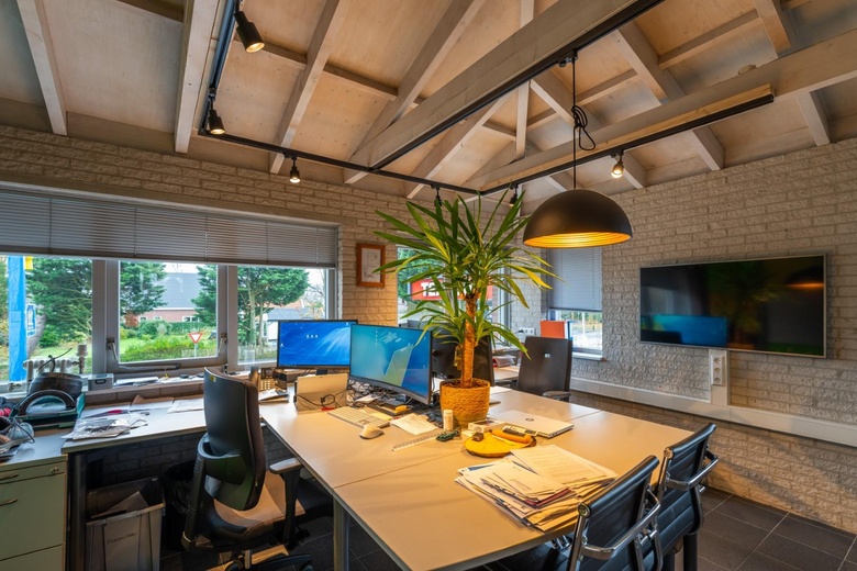 BedrijfsruimteaanDamweg 3<br/> inSchoorl