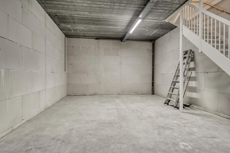 BedrijfsruimteaanIndustrieweg 12 C<br/> inZoeterwoude