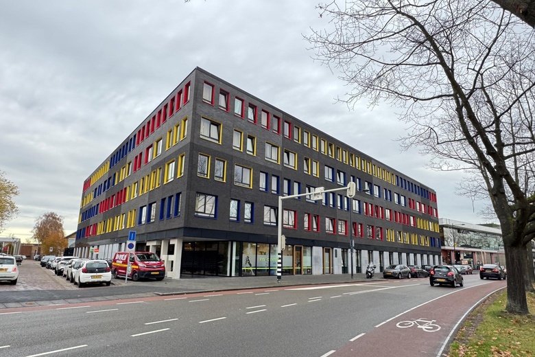 Bekijk foto 1 van Tramsingel 64