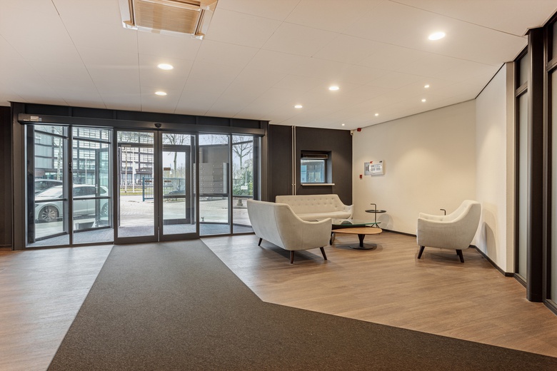 KantoorruimteaanWaalhaven Z.z. 12 A<br/> inRotterdam